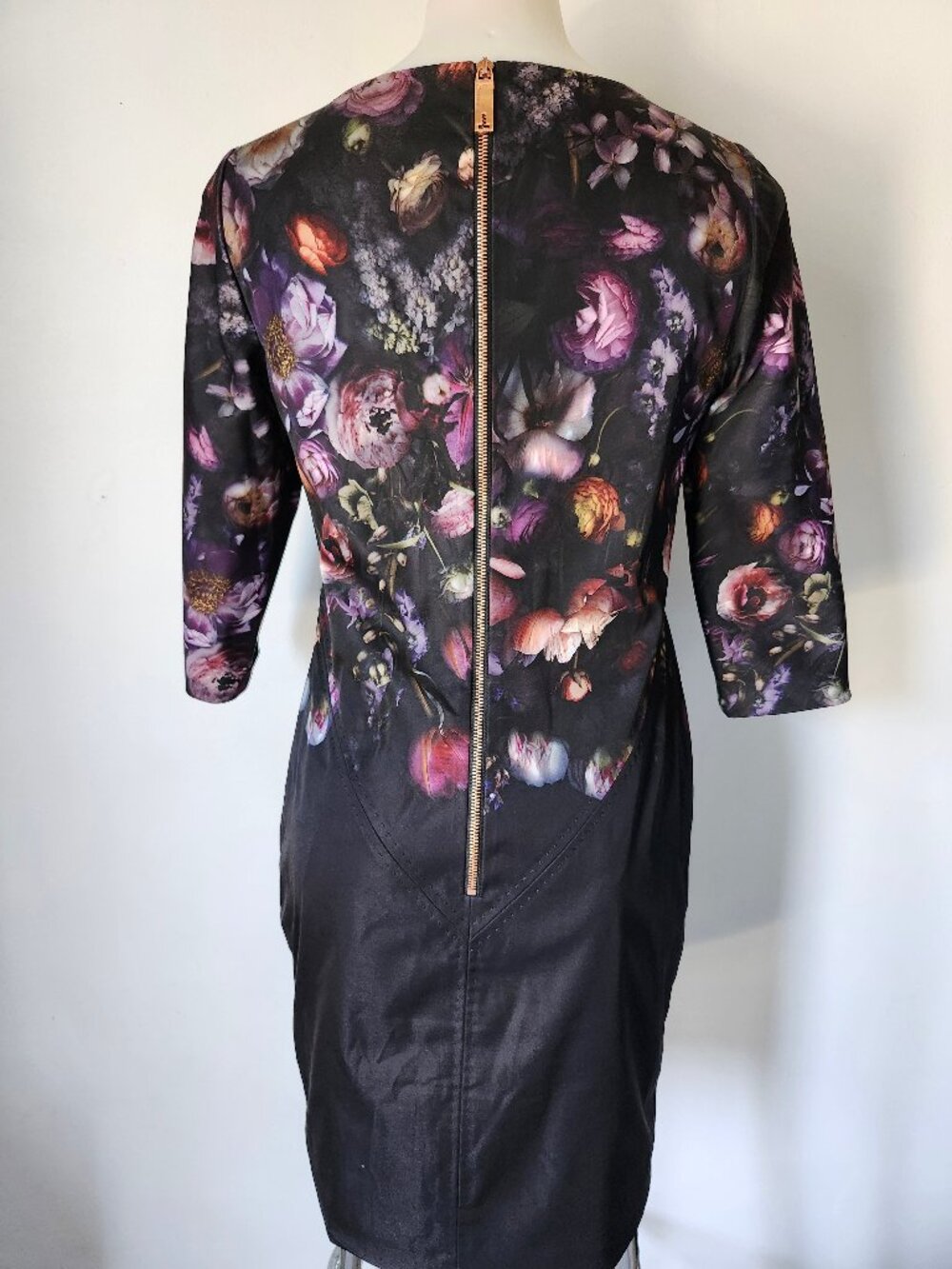 Ted Baker London Shadow Floral ATIENO Black Floral 3/4 Sleeve Dress - Picture 6 of 16